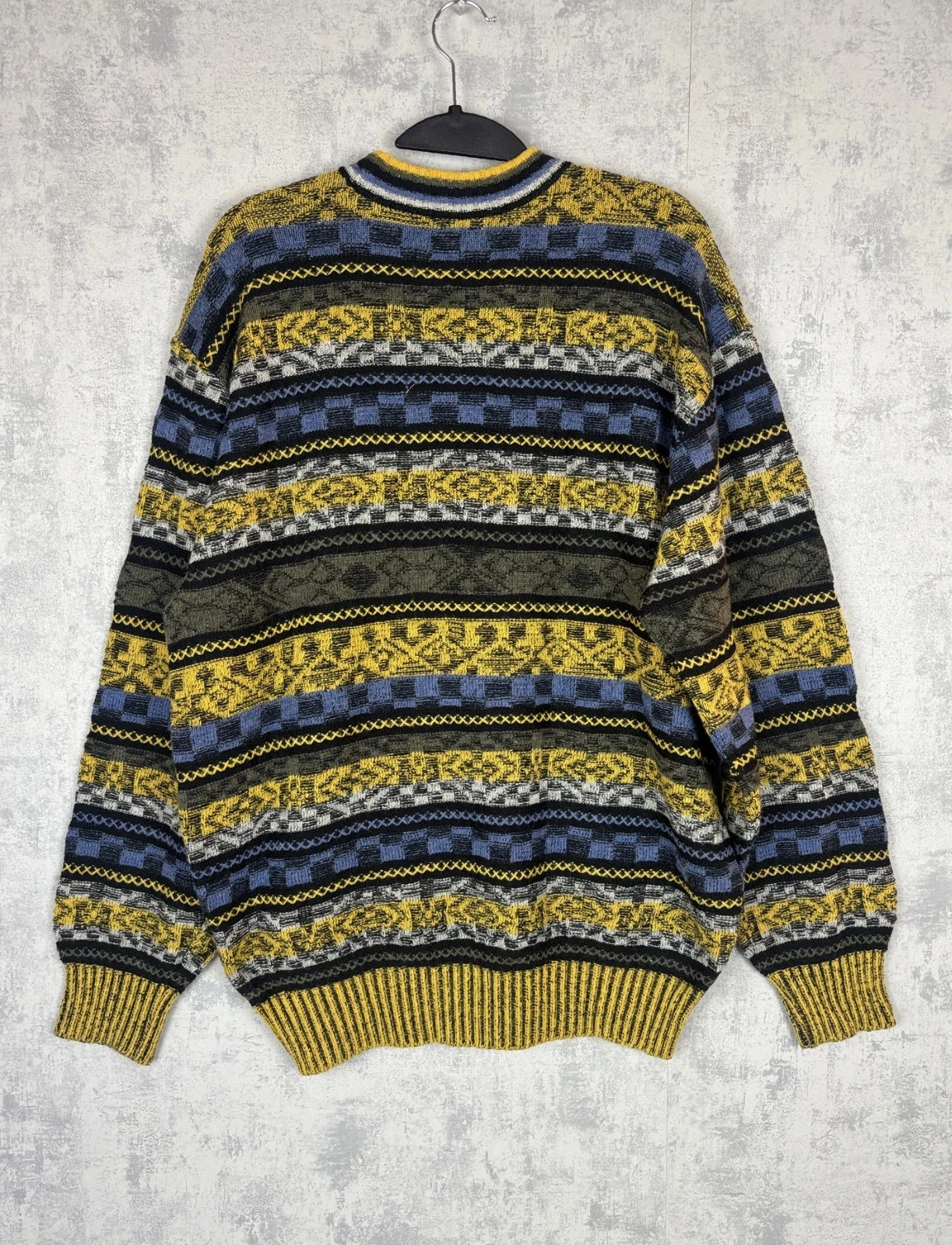 Massimo Round Neck Sweater Vintage Coogi Style Mustard Yellow Blue | 80% Wool | Size M – photo 4